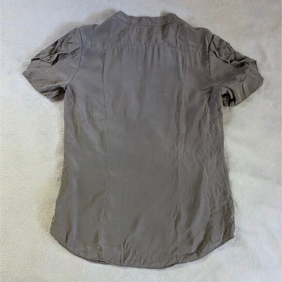 Temperely London Ruffled Blouse Women's Small/Medium Gray Short Sleeve Silk - Picture 3 of 8